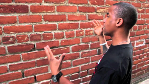 Hablando con la pared de ladrillo Hablando con la pared de ladrillo
