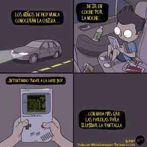 ir en coche por la noche intentando jugar a la Game Boy