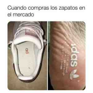 Cuando compras los zapatos en el mercado