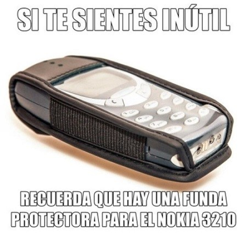 Si te sientes inútil recuerda que hay una funda protectora para el Nokia 3210